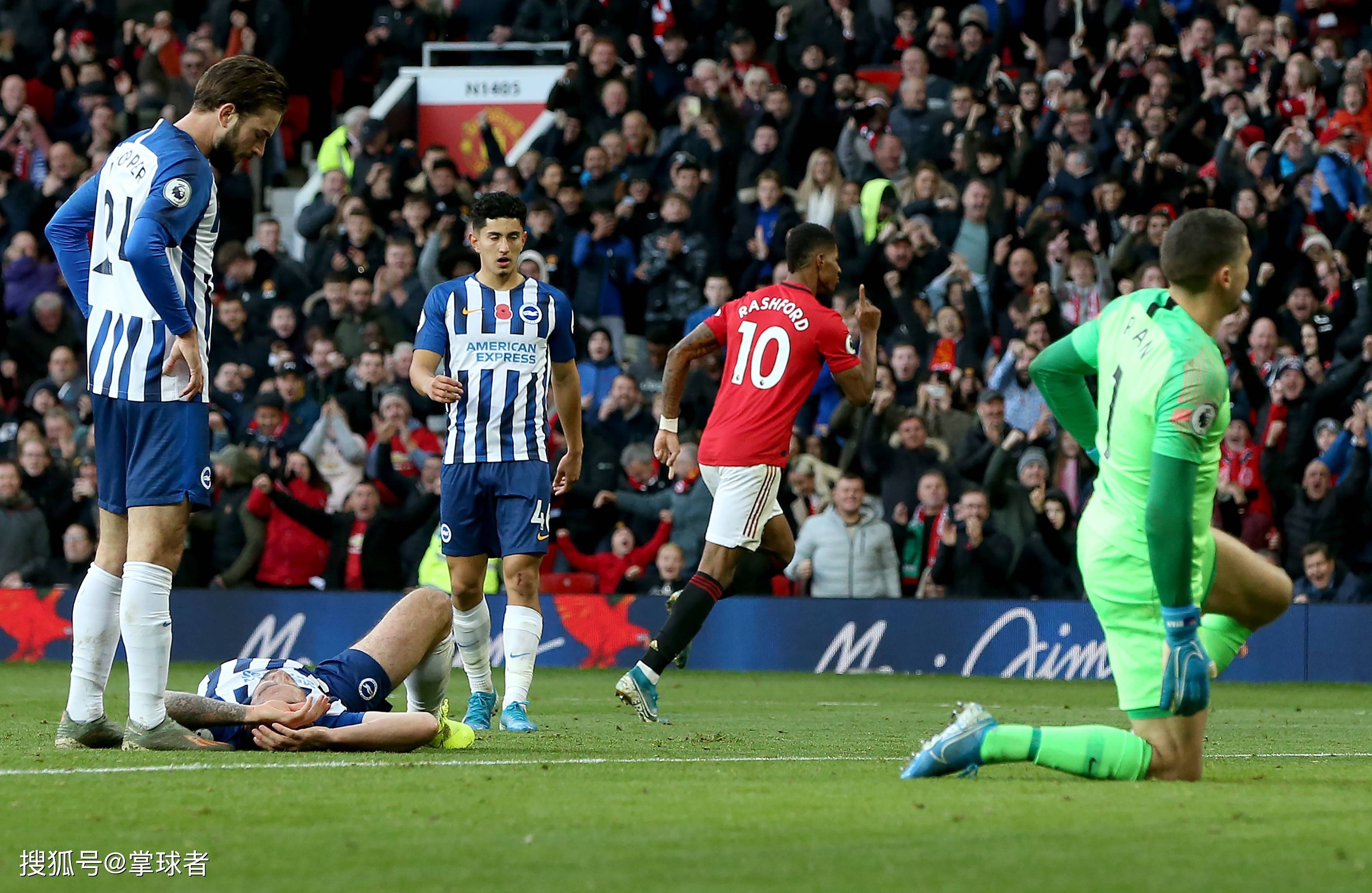 在俱乐部的 在俱乐部的