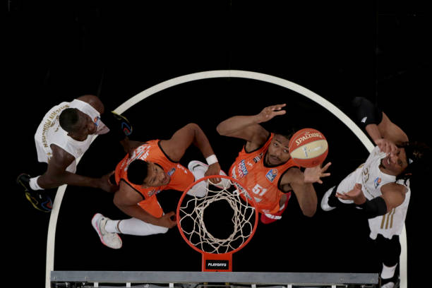 阿斯顿维拉 阿斯顿维拉